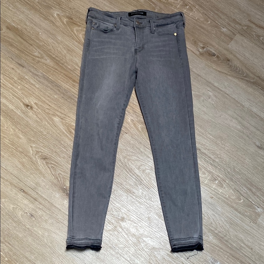Liverpool Women's Gray Jeans